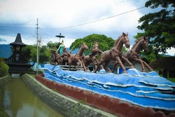 Ada Tugu Nyi Roro Kidul di Wonogiri