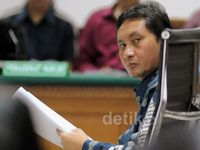 Udar Pristono Didakwa Rugikan Negara Rp 9,5 M