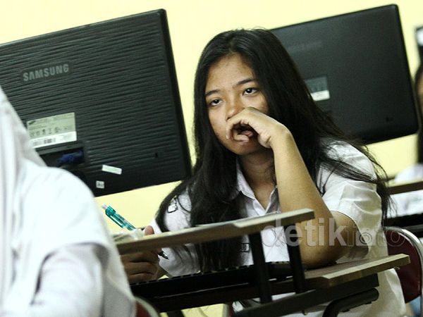 UN Berbasis Komputer di SMAN 2 Depok