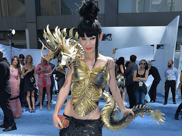 Bai Ling Jadi Naga Seksi di MTV Movie Awards 2015, Ini Fotonya!