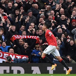 Van Gaal Senang dengan Dukungan Publik Old Trafford