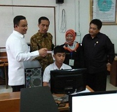 Presiden Jokowi: UN Berbasis Komputer Lebih Irit dan Efisien