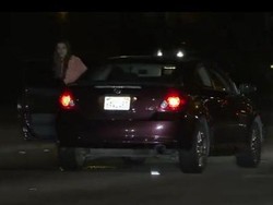 Mabuk, Wanita Ini Pipis di Tengah Jalan Tol