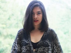 Gania Alianda, si Cantik yang Gahar di Atas Panggung