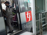 Kondisi Interior TransJ yang Tak Terawat