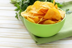 Makan Keripik Kentang dan Daging Olahan Tiap Hari Dapat TIngkatkan Risiko Kanker (1)