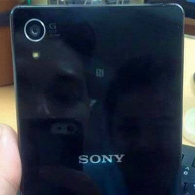 Buka-bukaan Xperia Z4