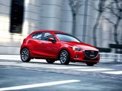 Makin Lambat Nyetir Mobil Belum Tentu Hemat BBM