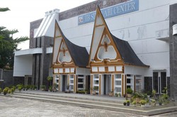 Menengok Perjalanan TB Silalahi di Toba Samosir