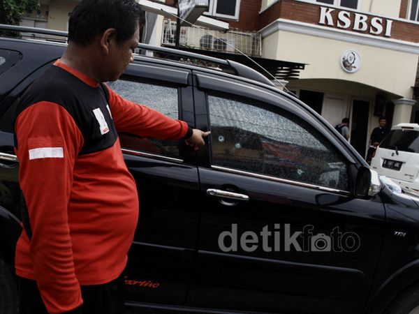 3 Mobil di KSBSI Diberondong Air Softgun