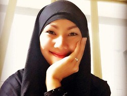 Kalina Tegaskan Niat Berhijab Bukan karena Pacar Baru