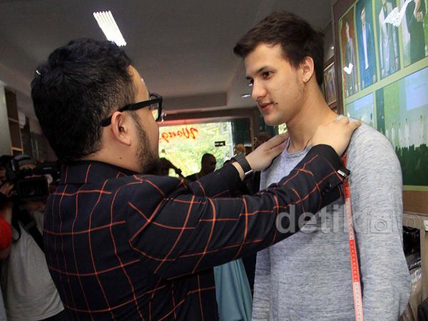 Persiapan Stuart Collin Jelang Menikah