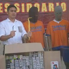 Kakak Beradik Kompak Bobol Toko