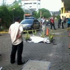 Pengunjung ITC Surabaya Tewas Bunuh Diri dari Lantai 3