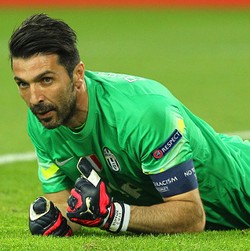 Masih Merasa Oke, Buffon Belum Pikirkan Rencana Pensiun