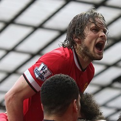 Fokus 4 Besar, Blind Minta MU Abaikan Prediksi Juara Musim Depan