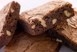 Ganja Lintingan Vs Brownies Ganja, Samakah Efeknya?