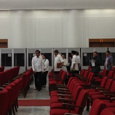 Gladi Bersih KAA di Bandung, Jokowi Cek Gedung Merdeka Hingga Jalan Kaki ke Masjid Agung