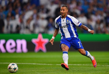 Sepasang Gol Cepat Quaresma yang Sudah Menghantam Bayern