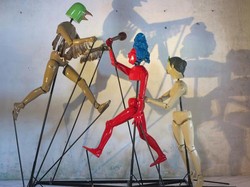 8 Seniman Tampilkan Patung Kontemporer di Dia.Lo.Gue Artspace