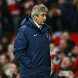 Gary Neville: Semoga City Tak Pecat Pellegrini
