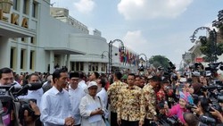Ridwan Kamil Janji Pasang Layar Lebar untuk Warga Nobar Peringatan KAA