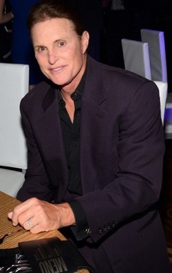 Dikabarkan Ubah Kelamin, Bruce Jenner Ingin Pose Bugil Sebagai Wanita