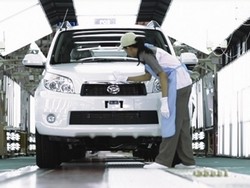 Daihatsu Hilangkan Lembur di Pabrik