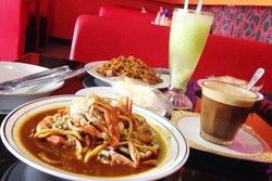 Tak Hanya Chocodot, Garut Juga Punya Mie Aceh Lezat di Kafe Cie Rasa Loom