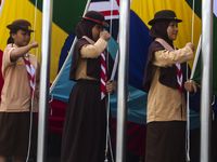 109 Bendera Peserta KAA Dikibarkan