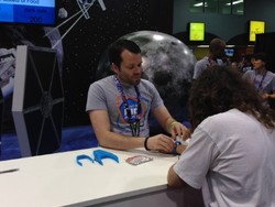 J.J. Abrams Ajak Penggemar Tampil di Star Wars: Force Awakens Sambil Beramal