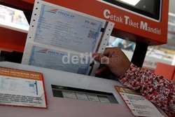Tiket KA Lebaran: Pembayaran Dibatalkan Sepihak hingga Habis Dalam 5 Menit