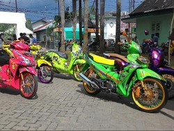 Perusahaan Tambang PHK Pekerja, Penjualan Motor di Kalimantan Terjun Bebas