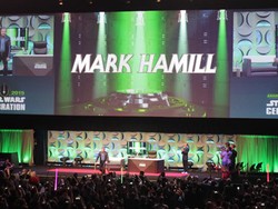 Mark Hamill Shock Diminta Kembali Perankan Luke Skywalker di Star Wars: The Force Awakens