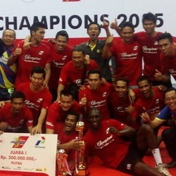 Tim Putra Juara, Jakarta Elektrik PLN Kawinkan Gelar