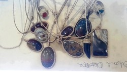 Tren Batu di Sukabumi, Akik Diikat Akar Sulur Jadi Nyeni Seperti Ini