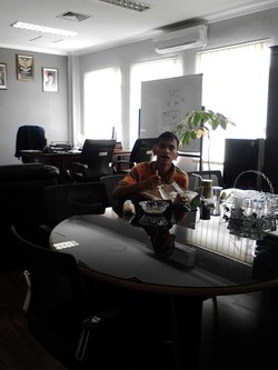 Mario Tampak Bugar setelah Menginap di Kualanamu, ini Ekspresi Bahagianya