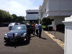 Naik RI 5 ke Istana, Zulkifli Hasan Undang Jokowi Datang ke Rakernas PAN