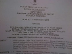 Pimpinan DPR Terbitkan SK Rotasi Fraksi Golkar yang Diajukan Kubu Ical