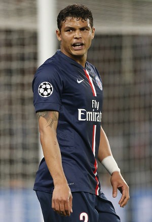 Thiago Silva Absen di Camp Nou