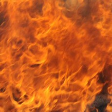 Pergi Keluar Tak Izin Suami, Wanita Pakistan Tewas Dibakar