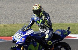 Rossi yang Fenomenal Juara di Argentina, Marquez Crash