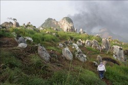 Planet Lain? Bukan, Ini Taman Batu di Bandung