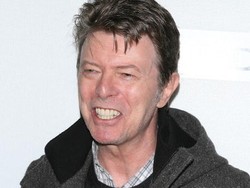 David Bowie Tolak Gelar Kebangsawanan Inggris dari Ratu Elizabeth II