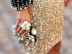 Janda Cantik dan Kehidupan Glamornya