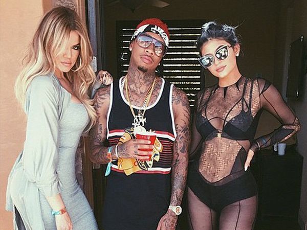 Superseksi! Kylie Jenner Kenakan Bodysuit Transparan di Coachella