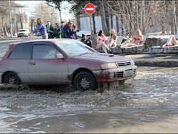 Karena Banyak Jalan Rusak, Wanita di Siberia Protes Sambil Pakai Bikini