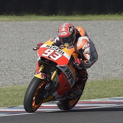 Usai Dijatuhkan Rossi, Marquez: Dia Tetap Idolaku