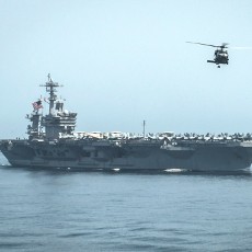 AS Kerahkan Kapal Induk ke Perairan Yaman