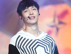 Lay Buka-bukaan Soal Hengkangnya Luhan dan Kris dari EXO